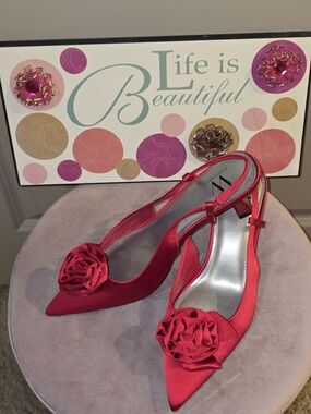 Worthington Red Satin Slingback Pumps with Rosette